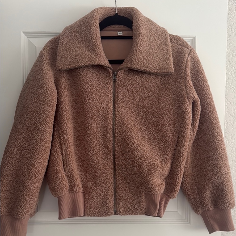 UNIQLO Sherpa Jacket
